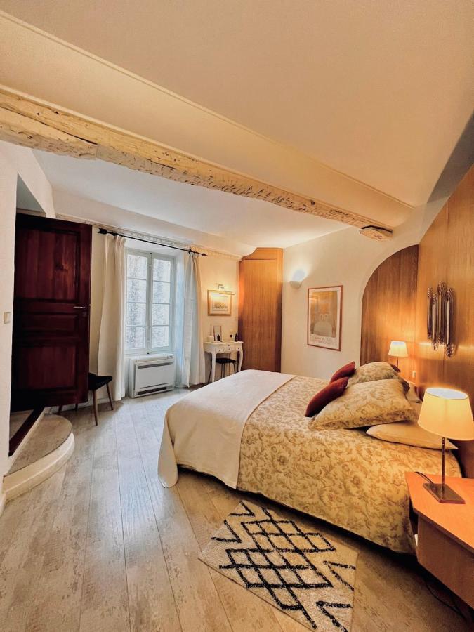 L'Elegante - Maison De Ville Avec Bains A Remous - Parking Inclus Сен-Поль-де-Ванс Экстерьер фото